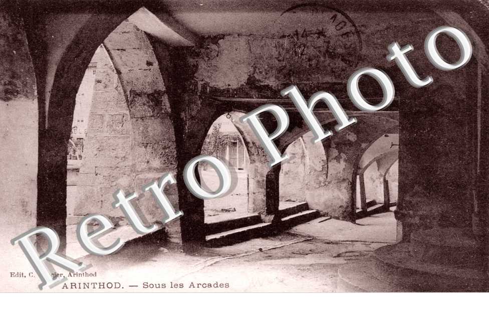 Sous les arcades