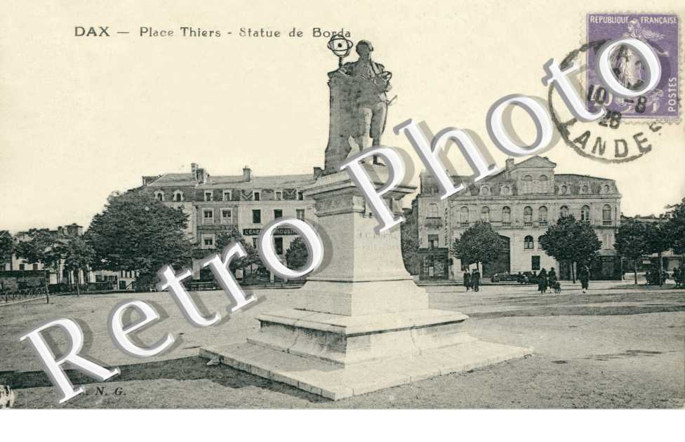 Place Thiers - statue de Borda