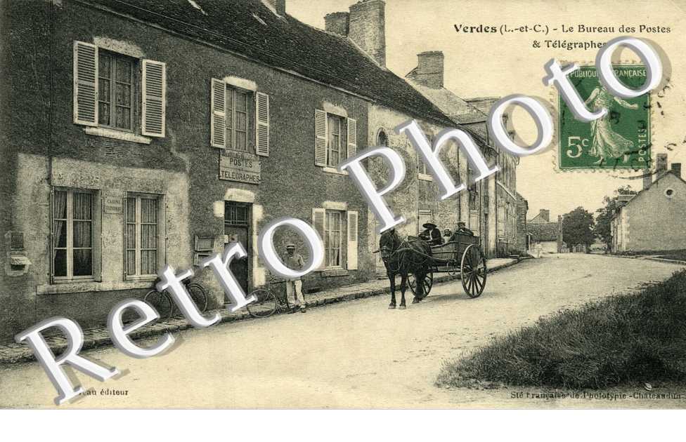 le Bureau des Postes & Telegraphes