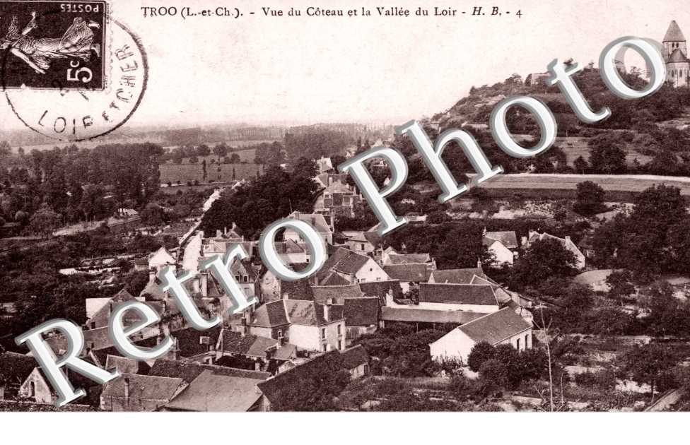 Vue du Coteau et la Vallee du Loir