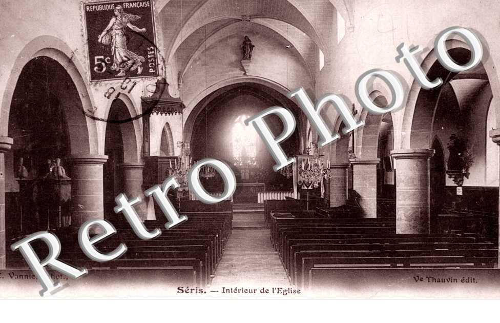 Interieur de l'eglise