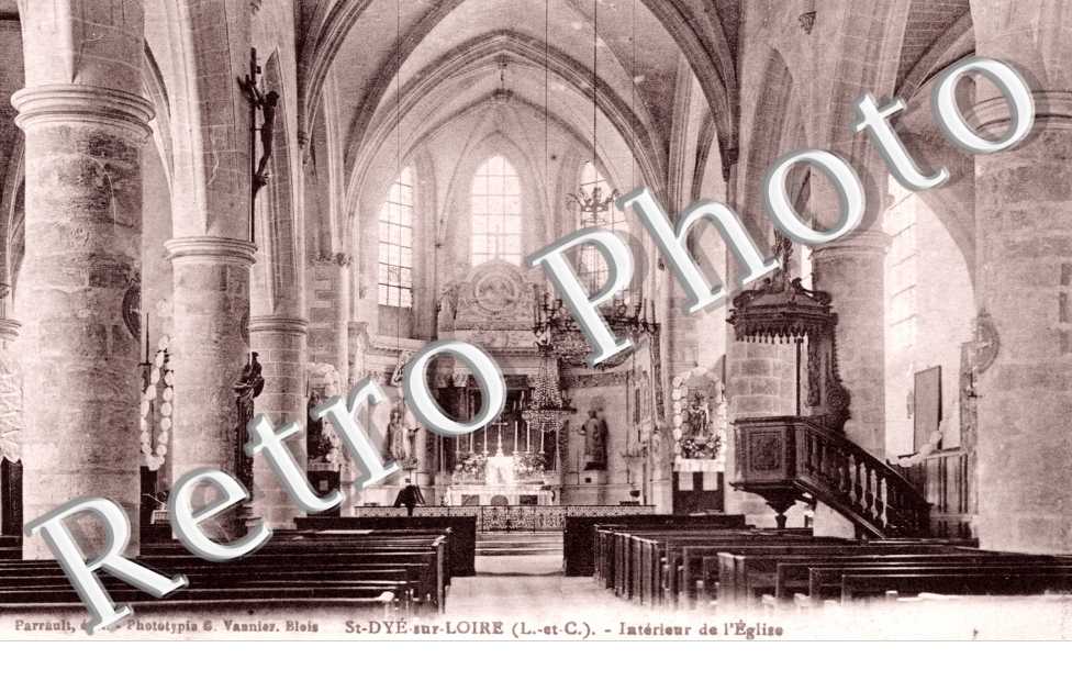 Interieur de l'Eglise