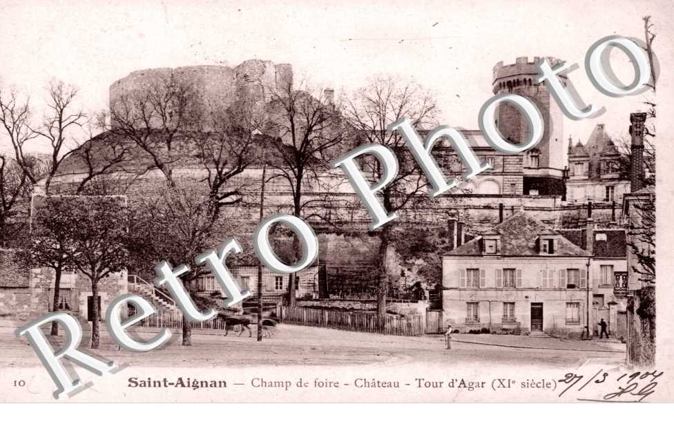 Champ de Foire, Chateau et Tour d'Agar