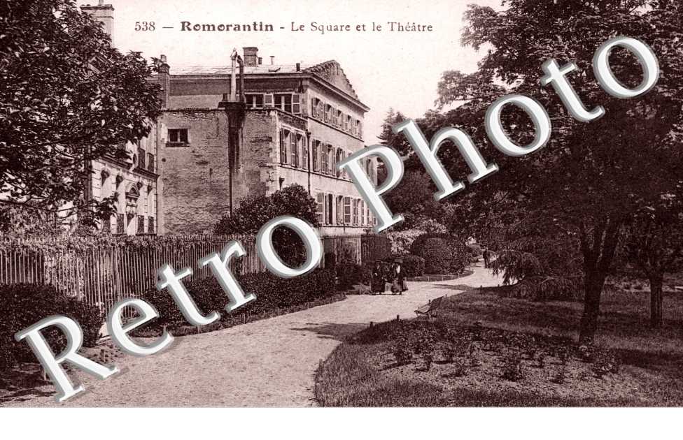 Square et le Theatre
