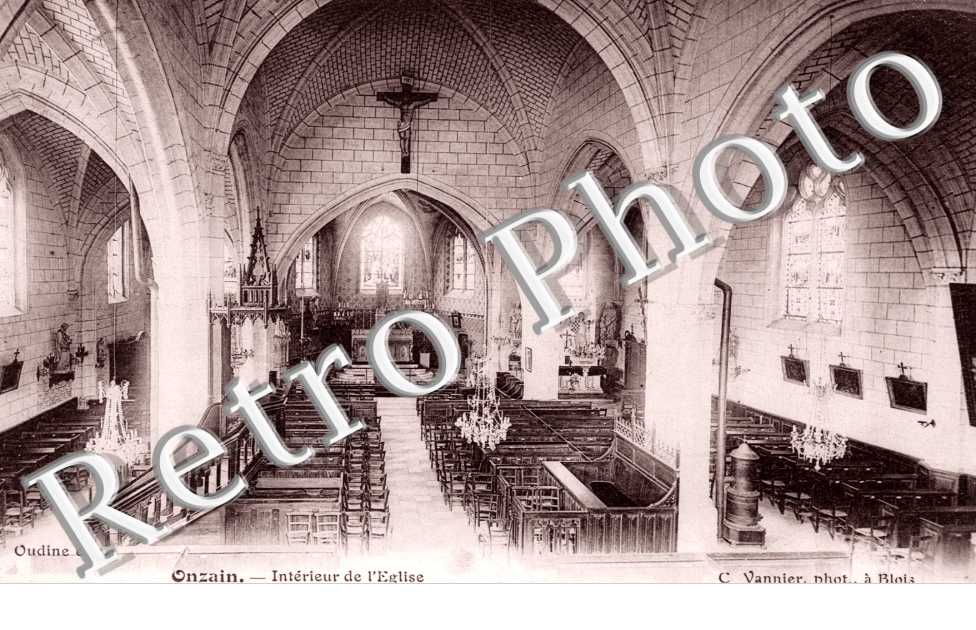 interieur de l'eglise