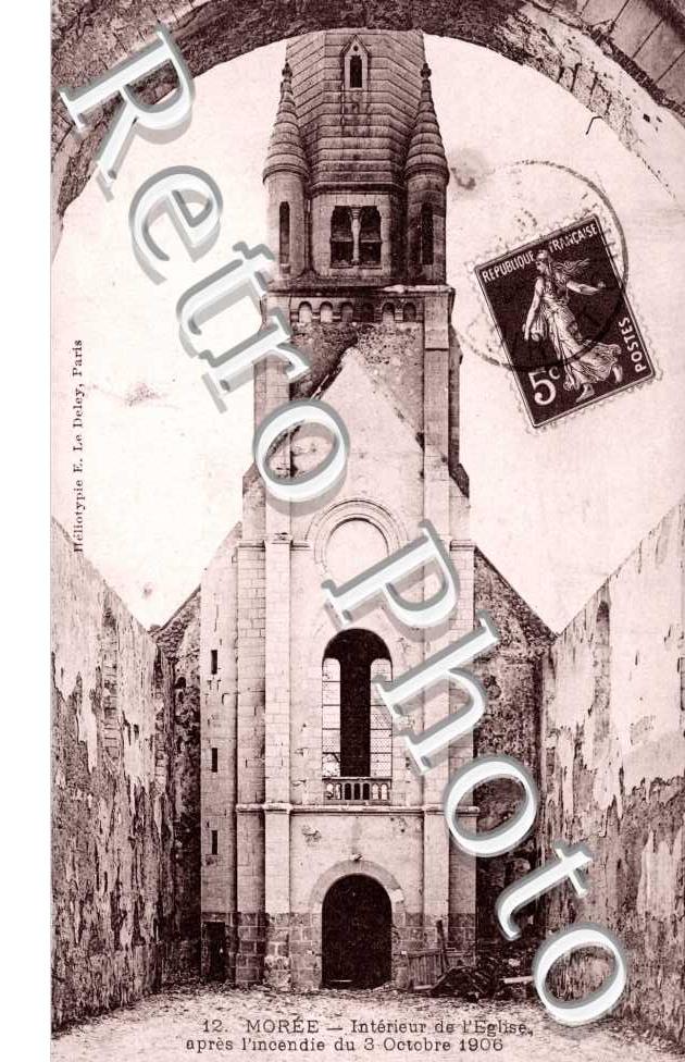 interieur de l'eglise apres l'incendie du 3 octobre 1906