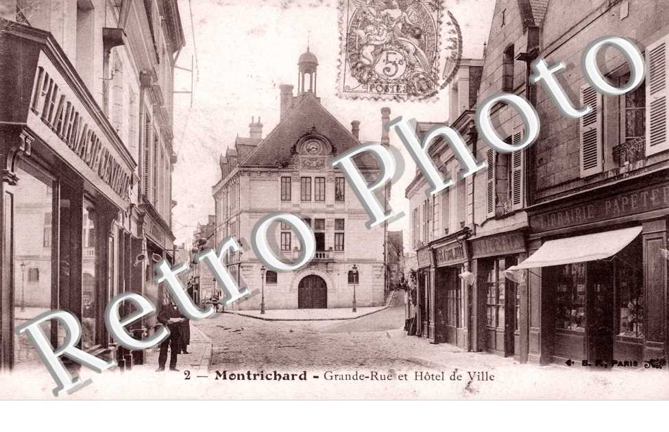 Grande-Rue et Hotel de Ville