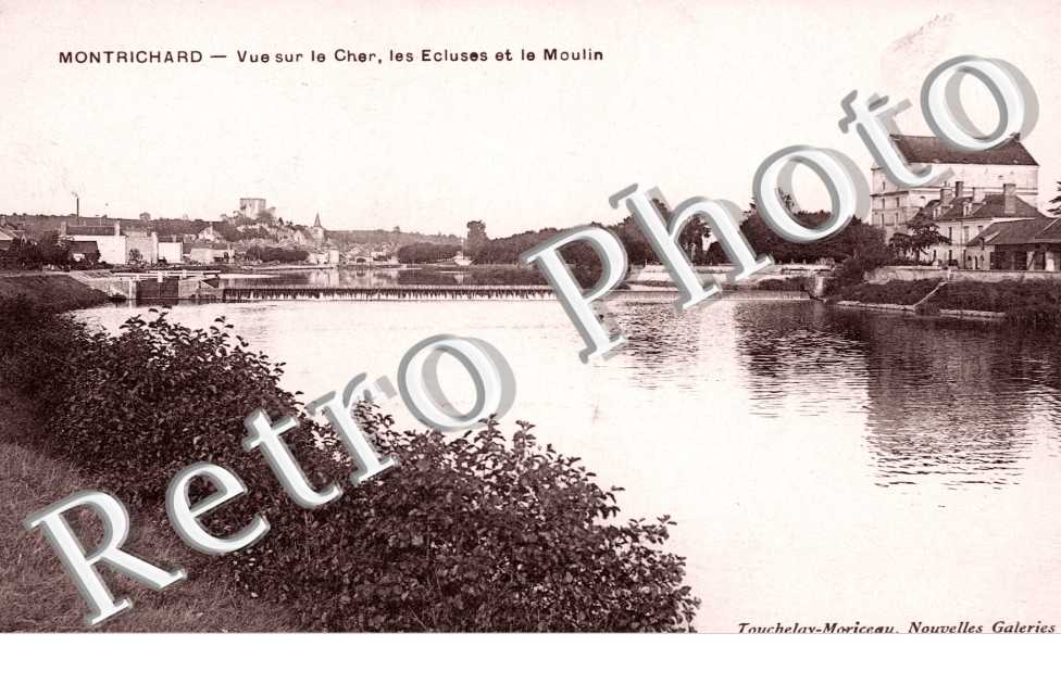 Vue sur le Cher, les Ecluses et le Moulin
