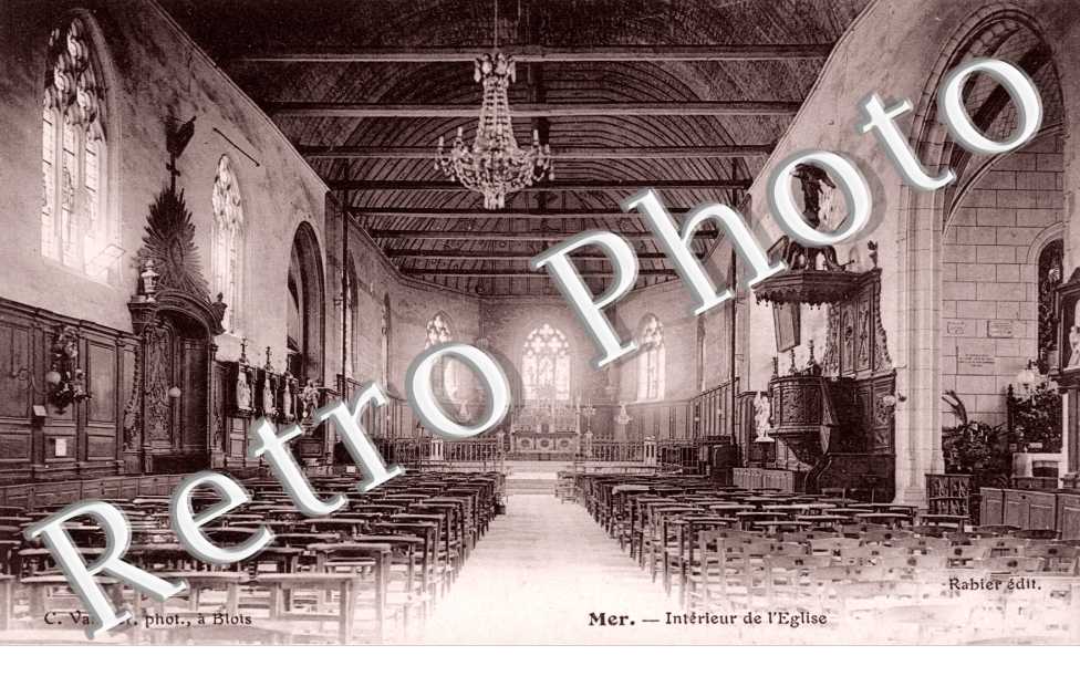 Interieur de l'eglise