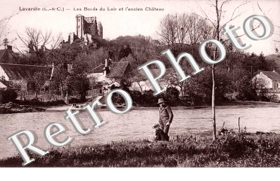 les bords du Loir et l'ancien Chateau