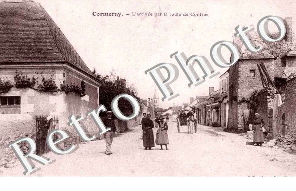 L'Arrivee par la route de  Contres