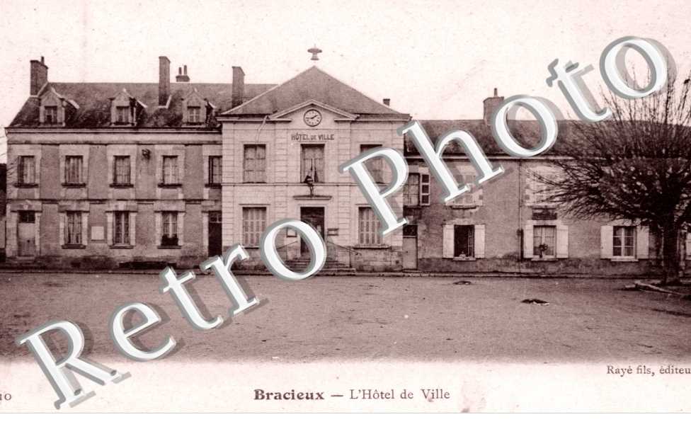 L'Hotel de Ville