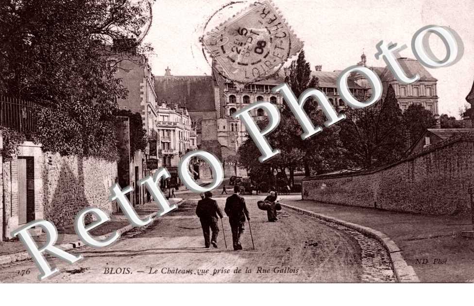 Le chateau, vue prise de la rue Gallois