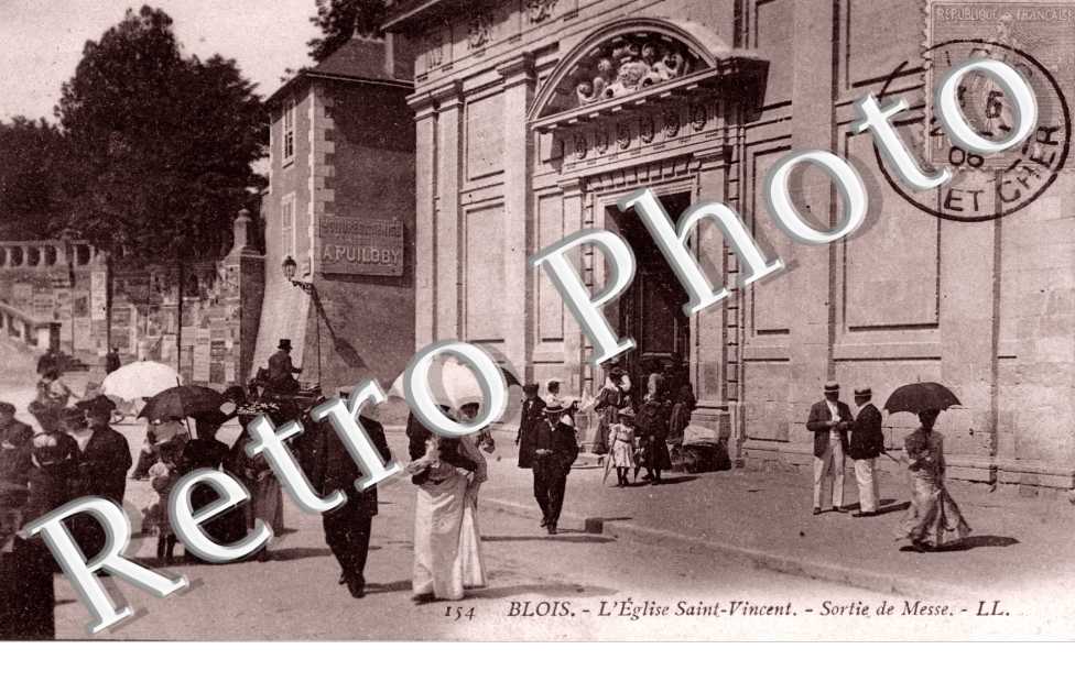 L'Eglise Saint Vincent Sortie de messe