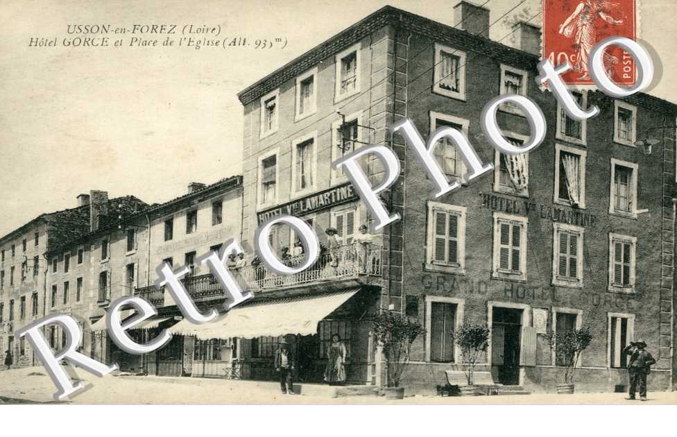 Hotel Gorce et Place de l'Eglise