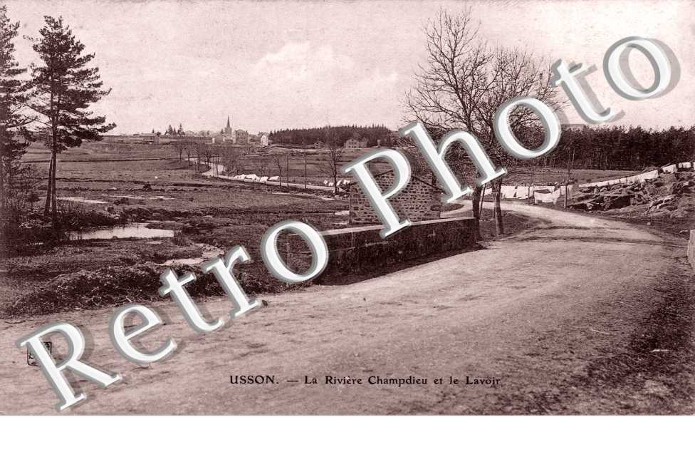 la Riviere Champdieu et le Lavoir
