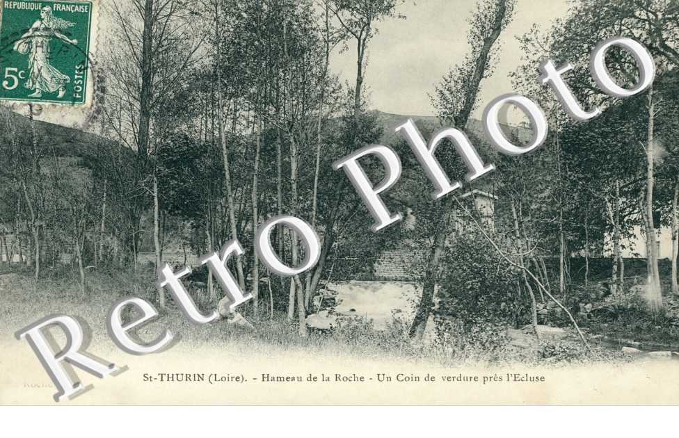 Hameau de la Roche, Un coin de verdure pres de l'Ecluse