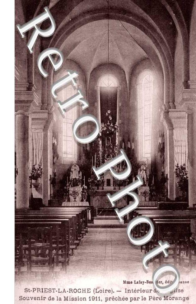 interieur de l'eglise