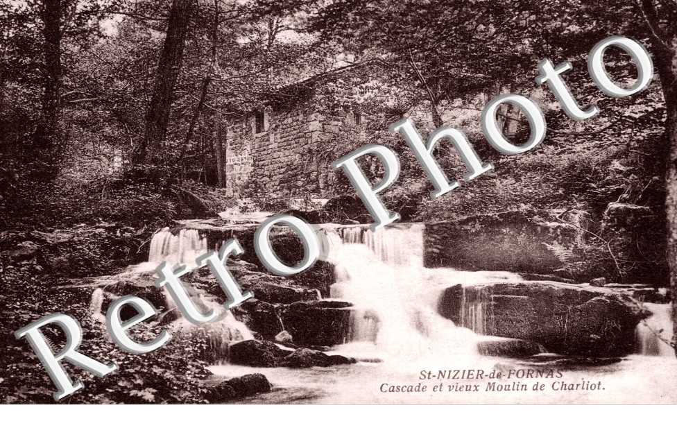 Cascade et vieux Moulin de Charliot