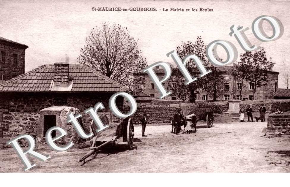 la mairie et les ecoles