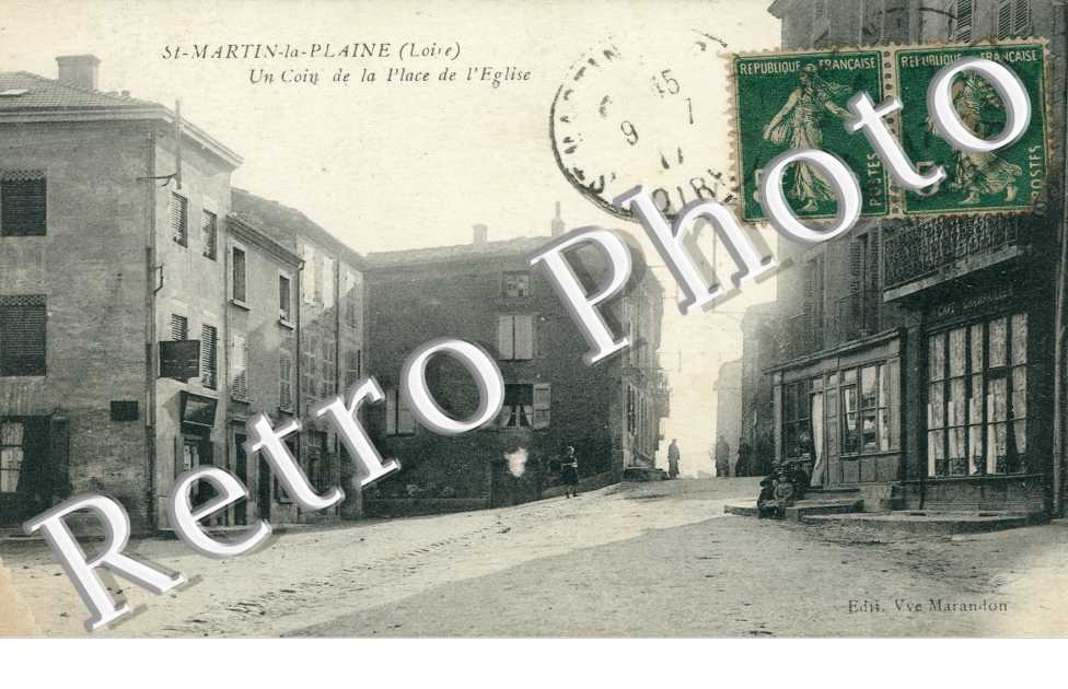 un coin de la place de l'eglise