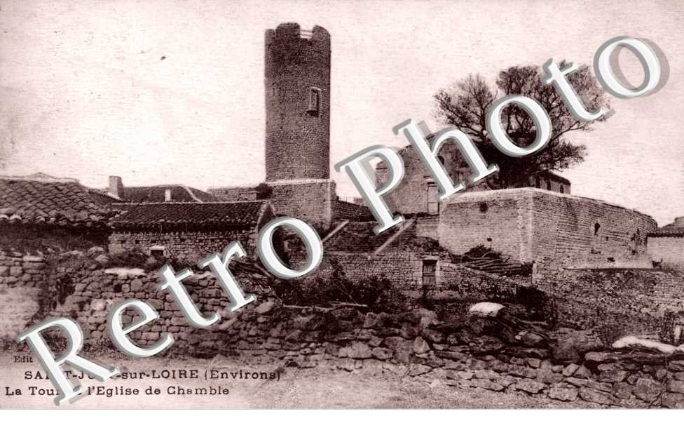 Tour et l'Eglise de Chamble