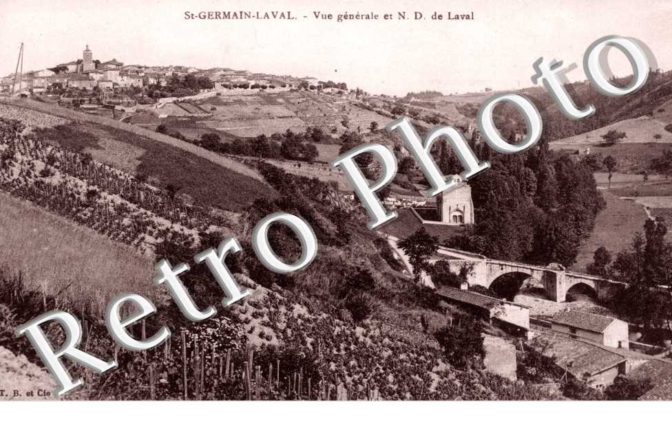 Vue generale et Notre Dame de Laval