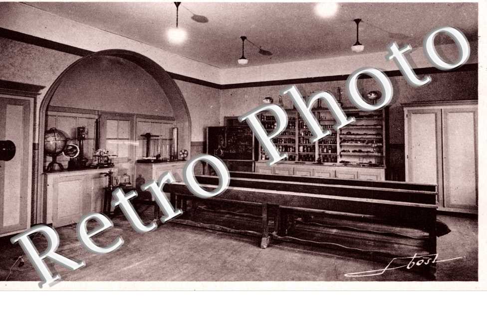 Institution St Louis de Gonzague, Cabinet de Physique