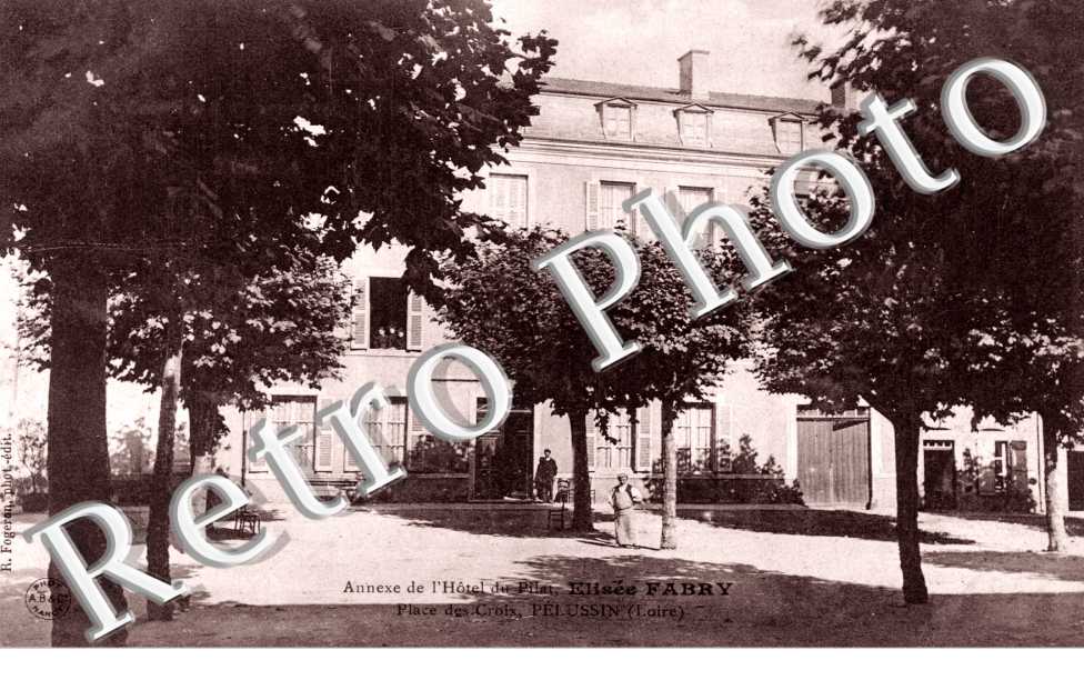 Place des Croix, Annexe de l'Hotel du Pilat, Elisee Fabry