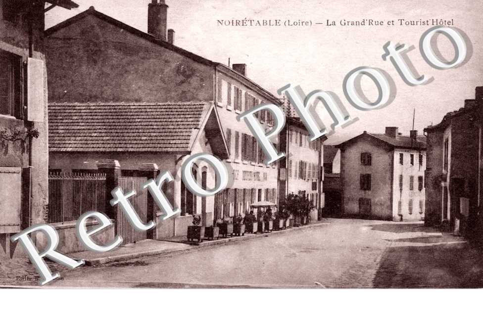 La Grand'Rue et Tourist Hotel