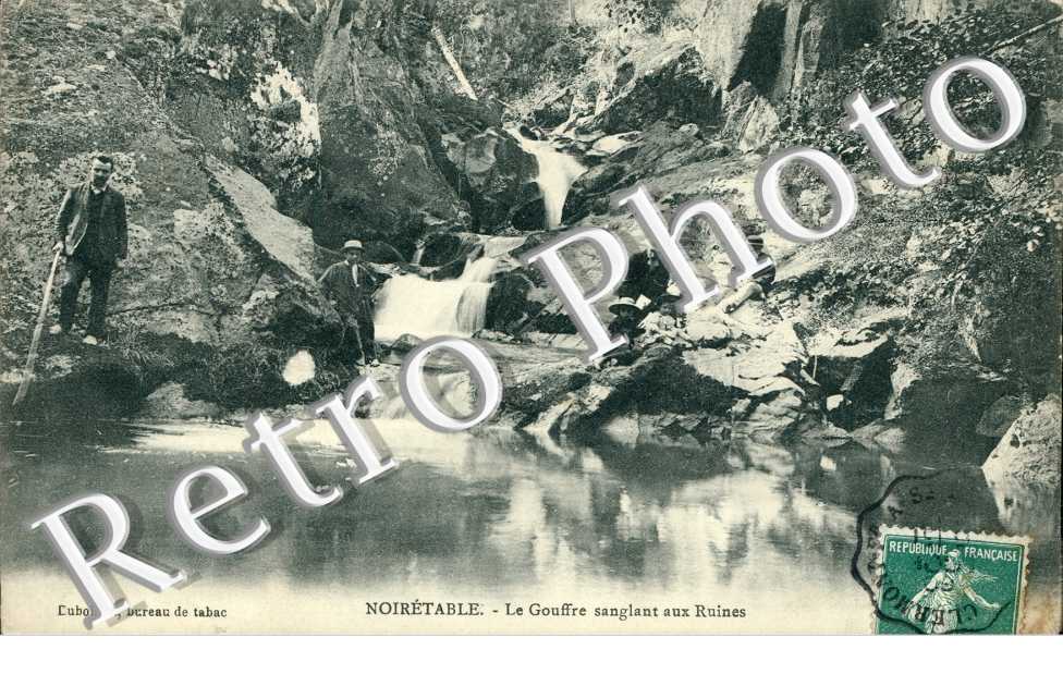 le gouffre sanglant aux ruines