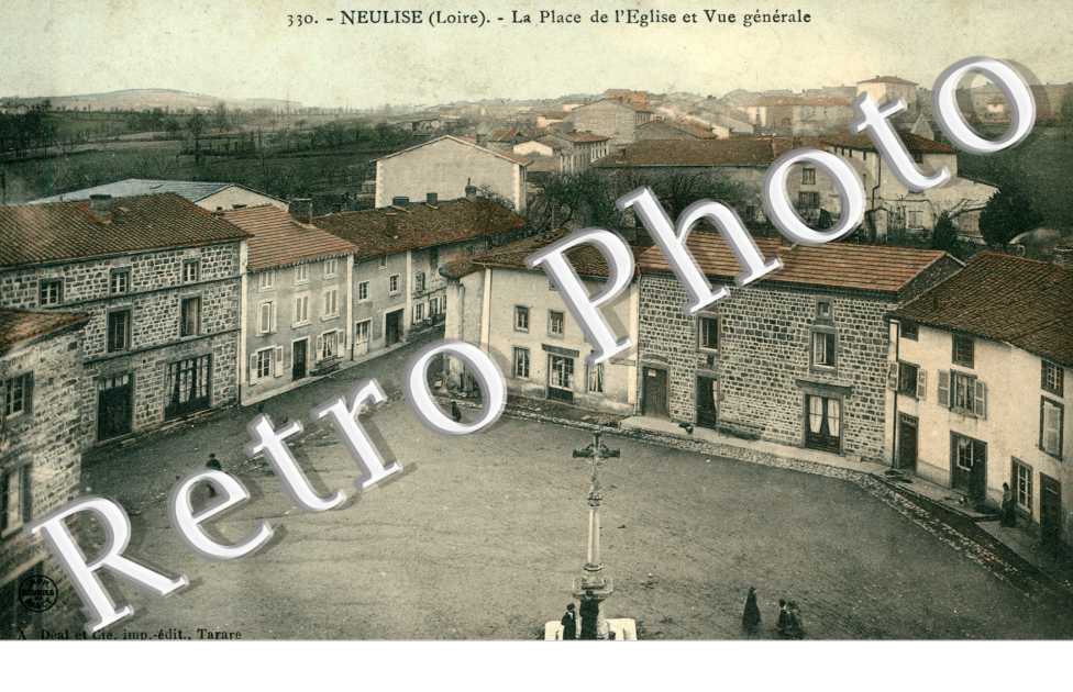 la place de l'eglise et vue generale - carte couleur