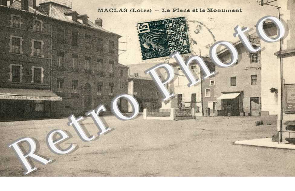 La Place et le Monument
