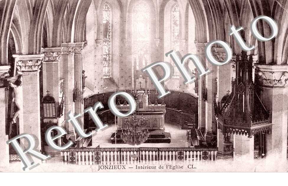 Interieur de l'Eglise