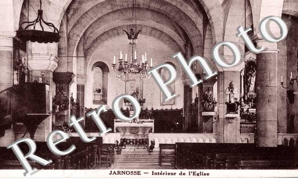 Interieur de l'eglise