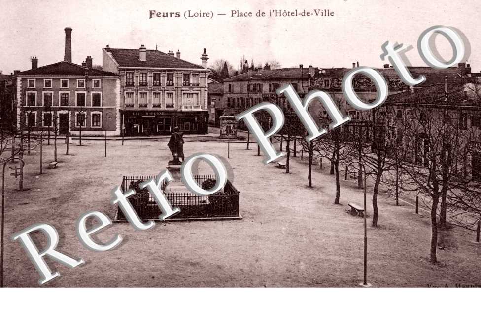 Place de l'Hotel-de-Ville