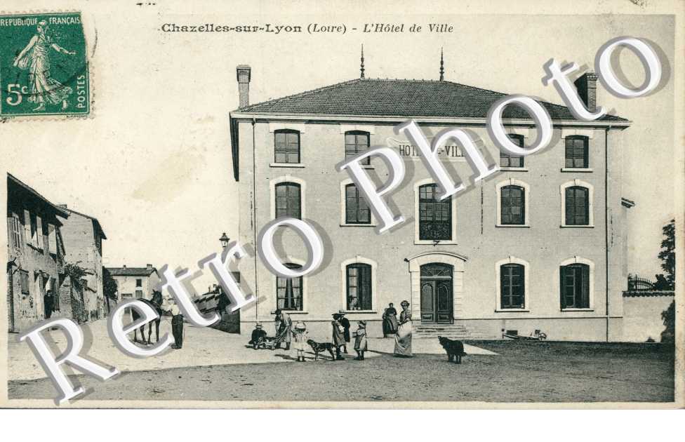 L'Hotel de Ville