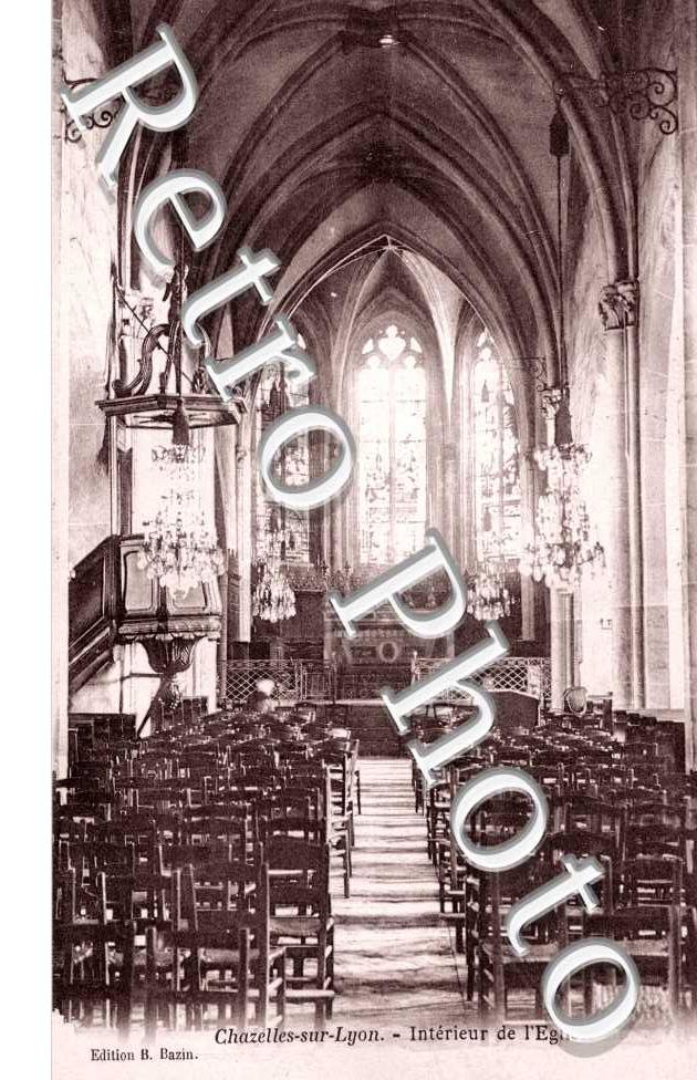 Interieur de l'eglise