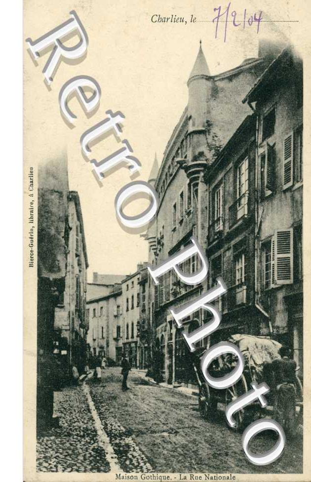 maison gothique, la rue nationale