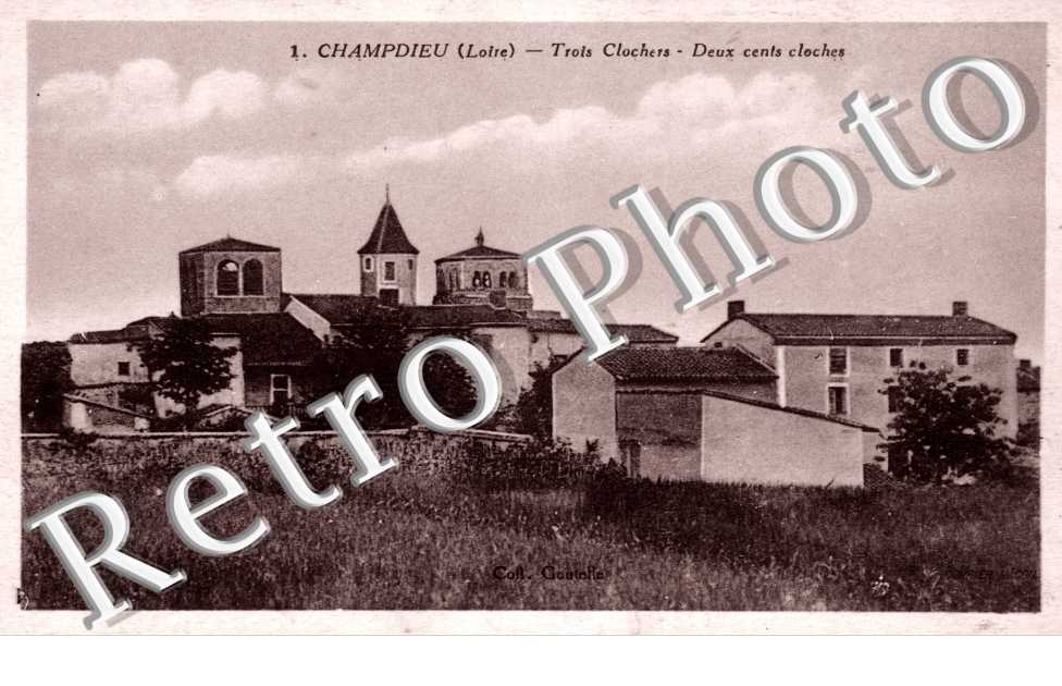 trois clochers - deux cents cloches