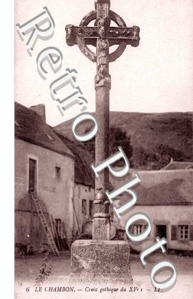 Croix Gothique du XVeme siecle