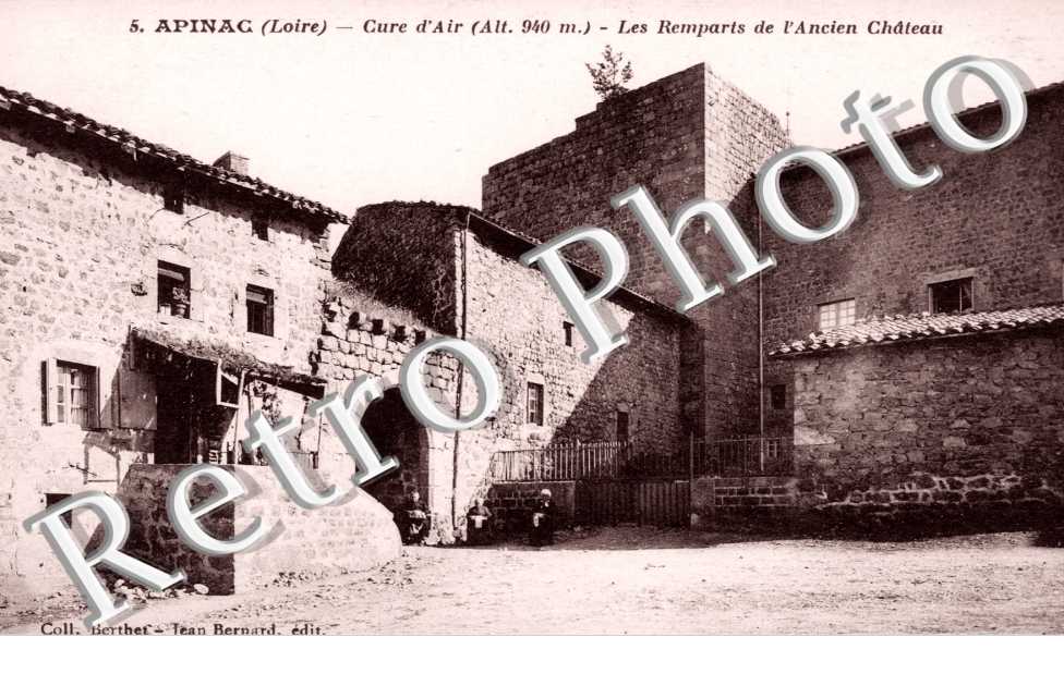Cure d'Air, les Remparts de l'Ancien Chateau