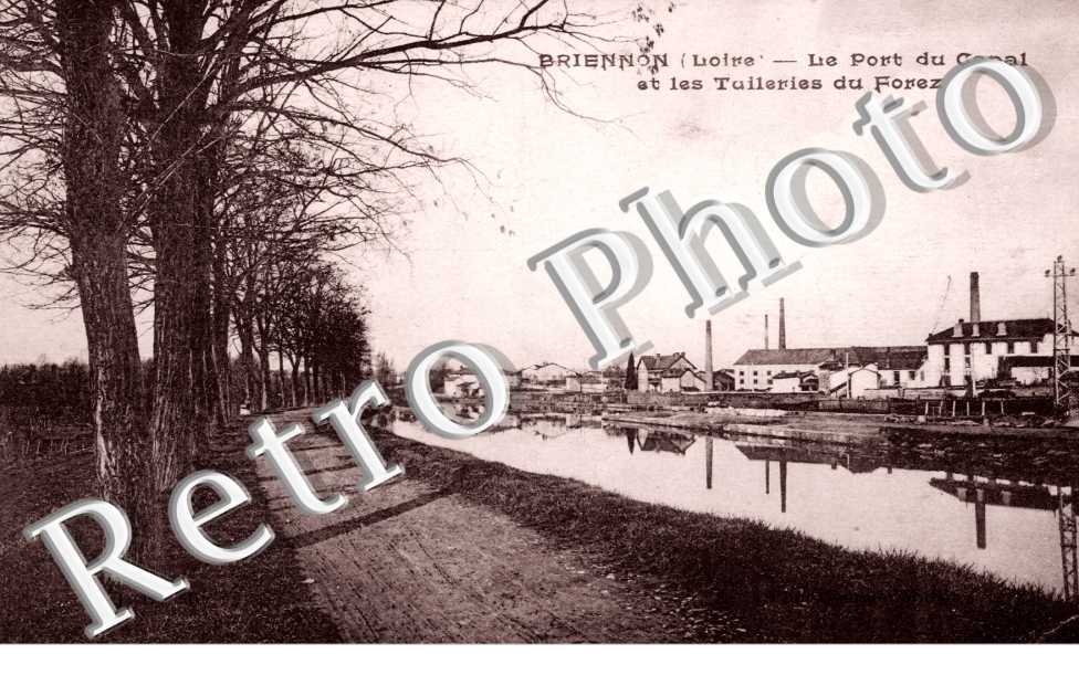 Le Port du Canal et les Tuileries du Forez