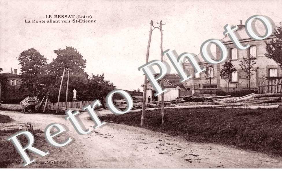 La Route allant vers St Etienne