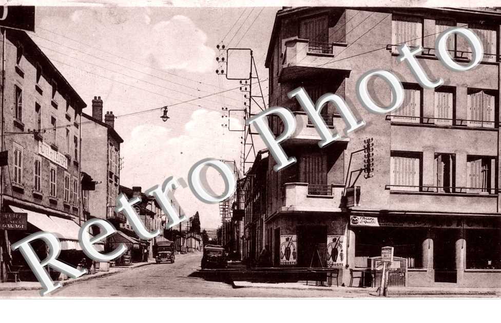 Le Carrefour et l'Avenue de la Gare