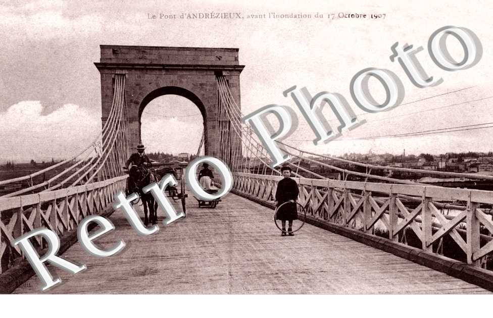 le pont avant l'inondation