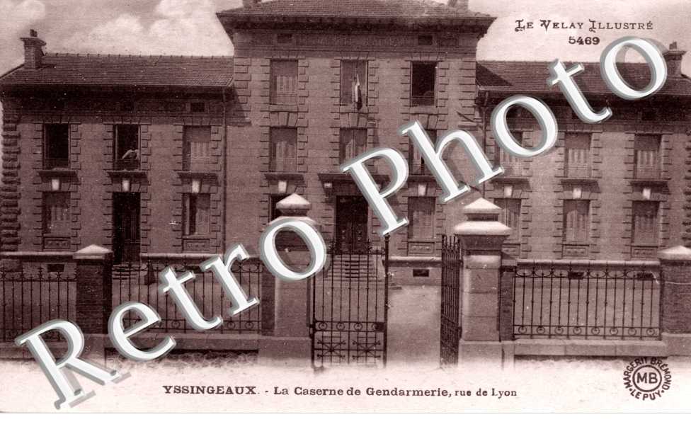 la Caserne de Gendarmerie, rue de Lyon