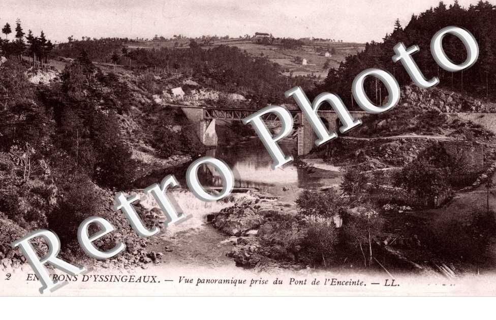 vue panoramique prise du Pont de l'Enceinte