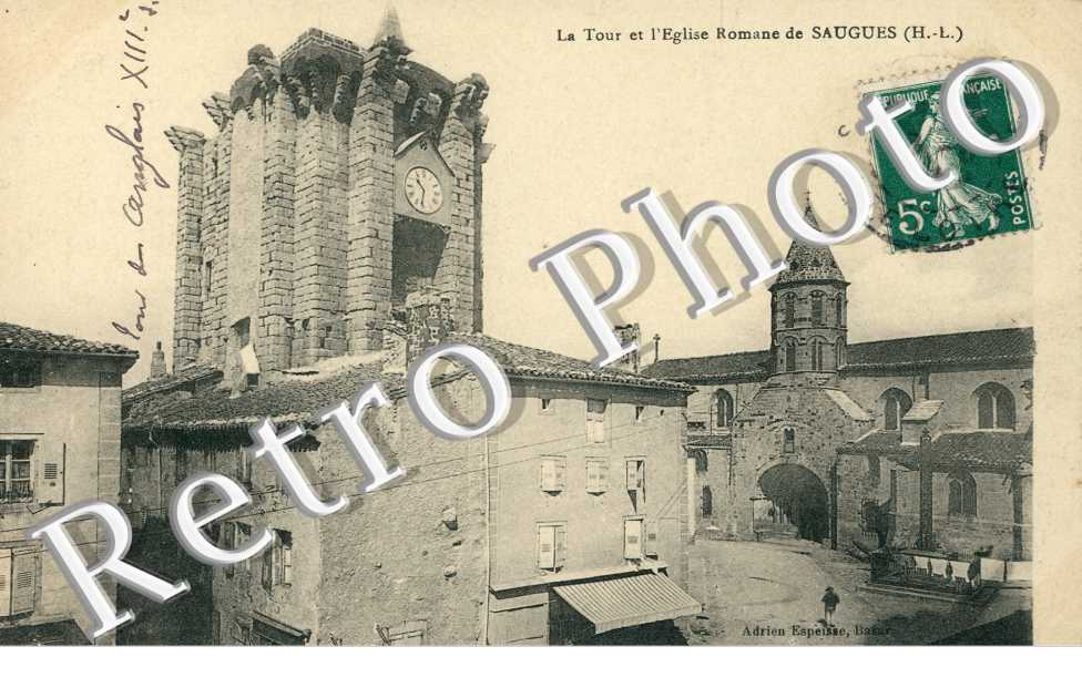 La Tour et l'eglise Romane de Saugues