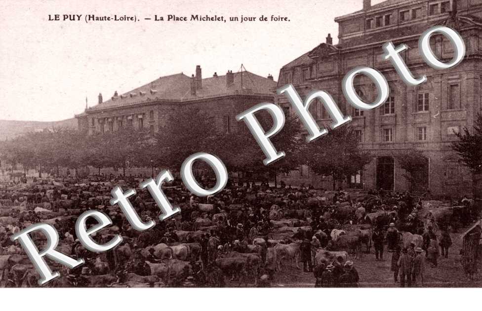 La Place Michelet un jour de foire